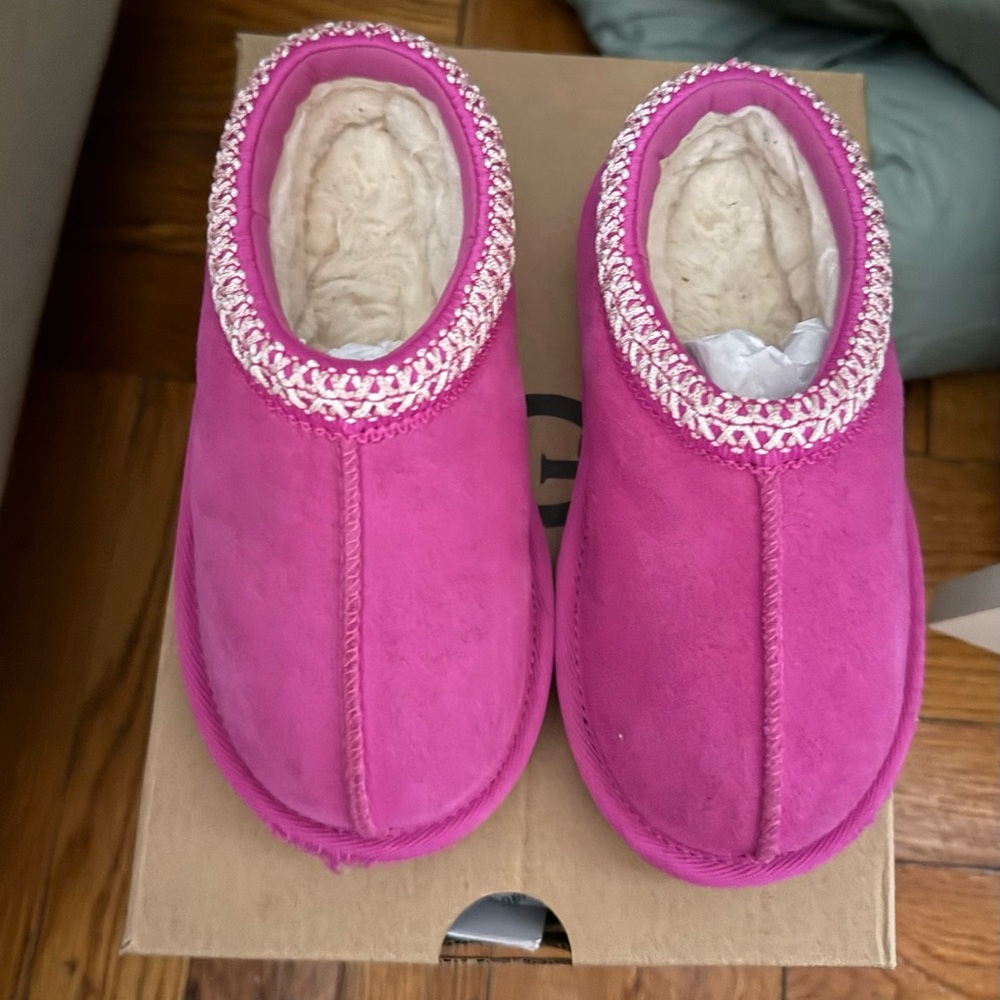Pink toddler Tasman